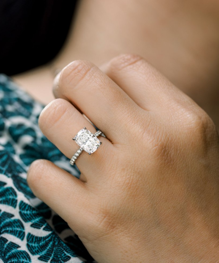 Ring cushion cut store