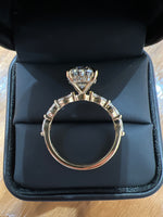 Load image into Gallery viewer, 2.82 D/VVS1 Oval Engagment ring Lab Grown diamond-Bespoke