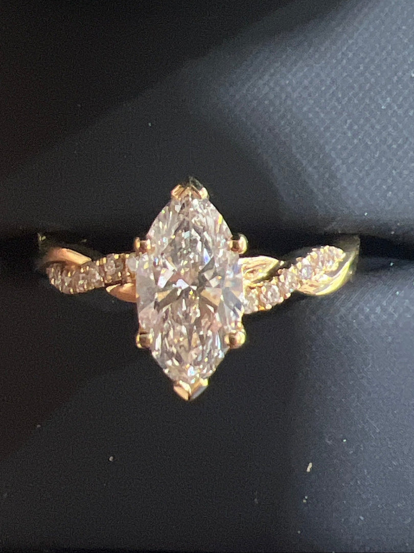 1.02 D/VVS2 Marquise Engagment ring Lab Grown diamond-Bespoke