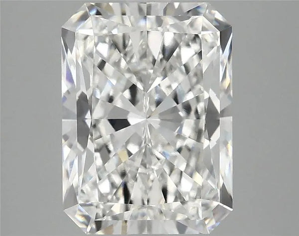 4.06ct Radiant Lab Grown Diamond (Colour E, Clarity VVS2, IGI Certified)