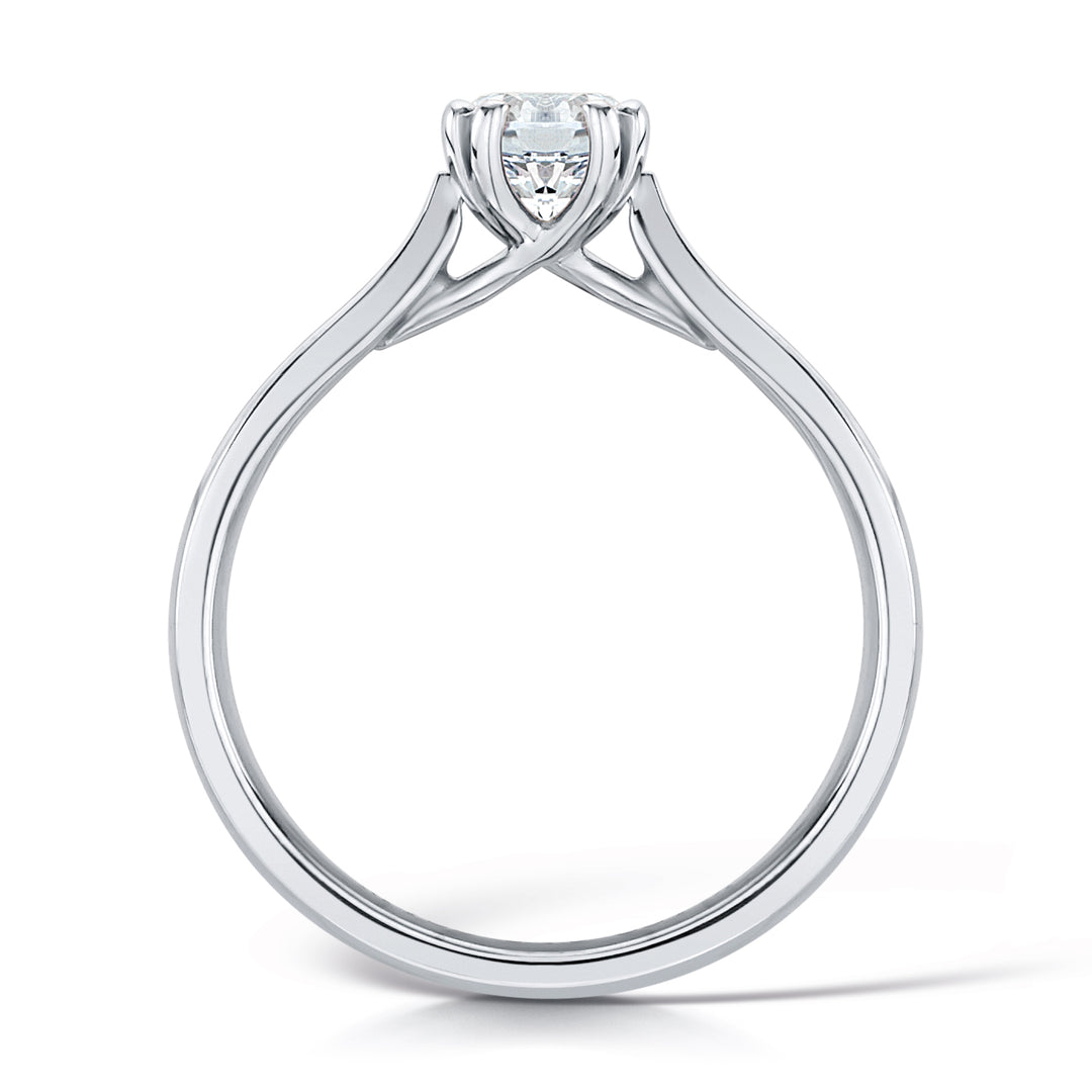 Round Brilliant  8 Claw Solitaire Diamond Ring