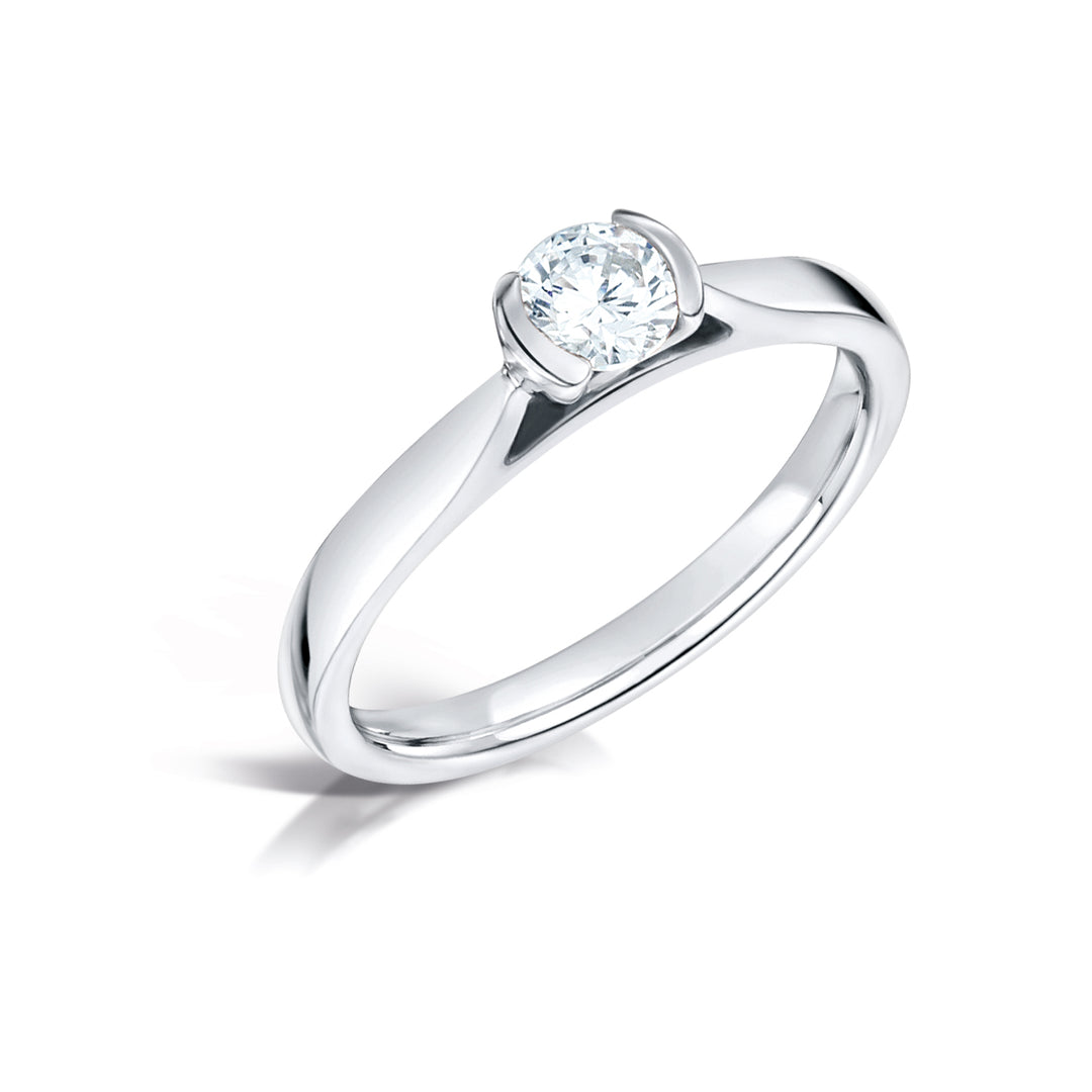 Round Brilliant 2 Claw Solitaire Diamond Ring