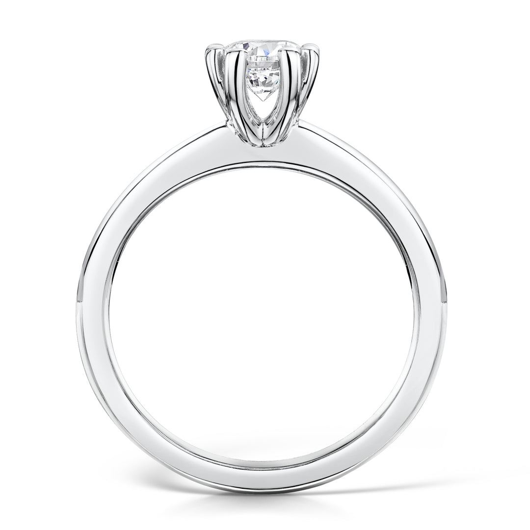 Round Brilliant 8 Claw Solitaire Diamond Ring